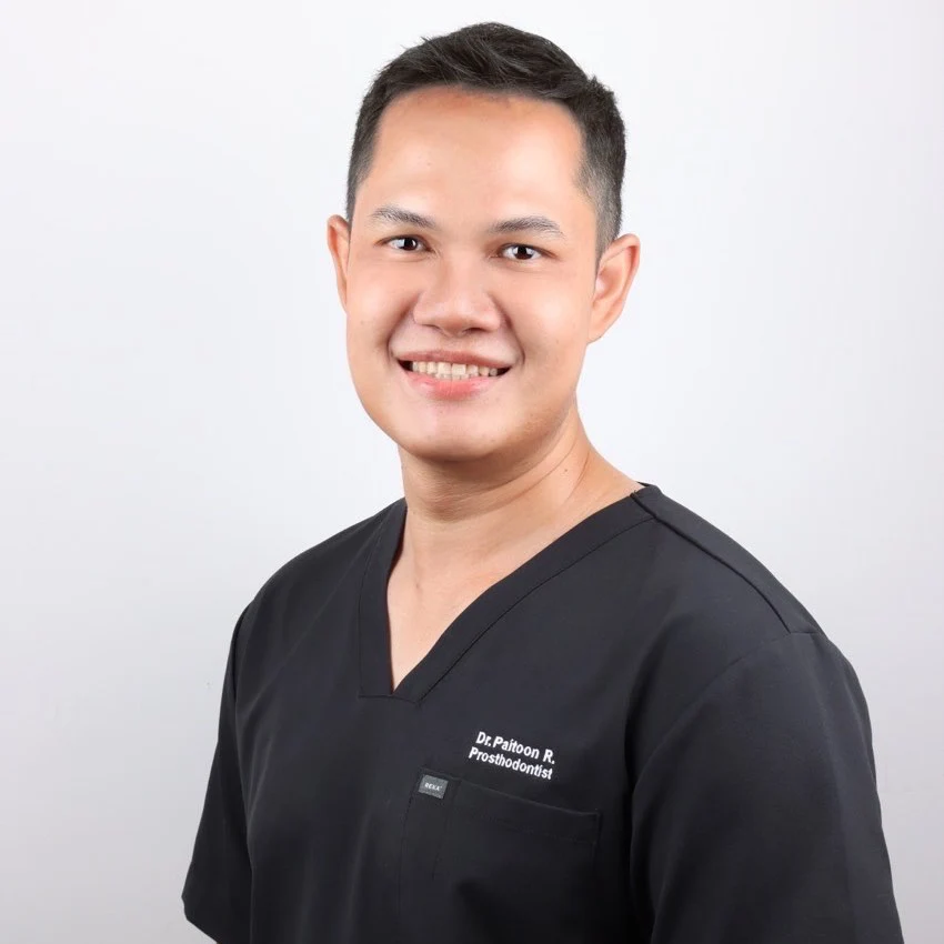 ทพ. ไพฑูรย์ โรจนรัตน์ ทันตแพทย์บูรณะฟันและตกแต่ง, ทันตกรรมประดิษฐ์